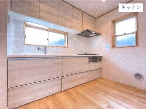 横浜市戸塚区前田町　リフォーム済中古戸建のキッチン