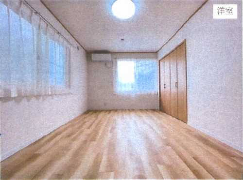 横浜市戸塚区前田町　リフォーム済中古戸建の洋室