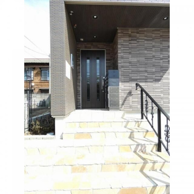 【エントランス】 | Ravi Ra Ruby(ラヴィラルビー)