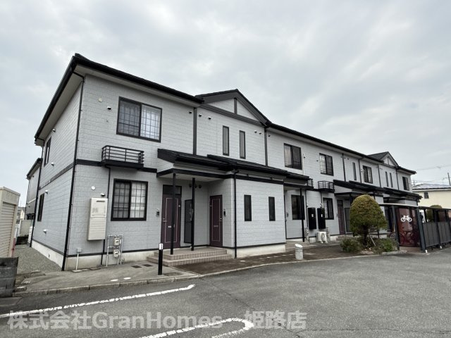 グランドゥールＢの外観