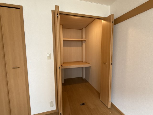 グランドゥールＢの収納