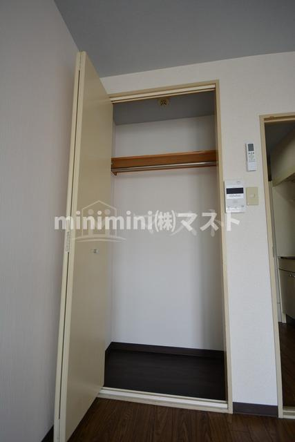 シティライフエステート難波南の収納