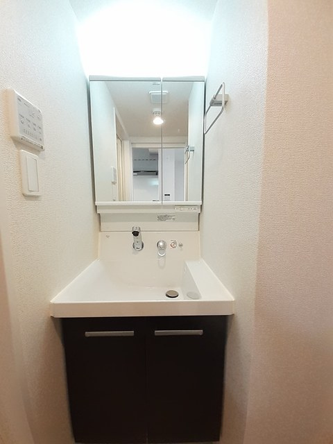 サンリットヴィラⅡの独立洗面台