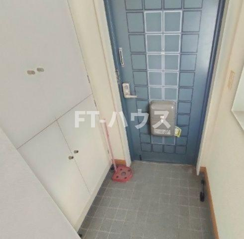 ヨーク津田沼の玄関