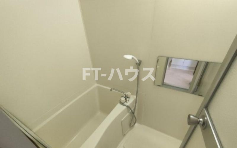 ヨーク津田沼の浴室