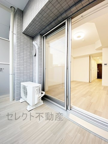 プレサンス　ジェネ　新栄町駅前　葵のバルコニー
