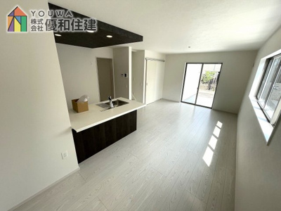 【居間・リビング】 | 新築戸建　明石市東野町１期２号棟