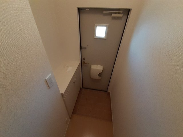 アンソレイエ飾磨　Ⅱ番館の玄関