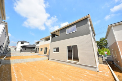 【外観】 | CGかすみがうら市下稲吉第14【全7棟】 | 5号棟外観　7/25撮影　■建物内覧可能です。■お客様のご都合に合わせてご案内できますのでお気軽にお問い合わせください。