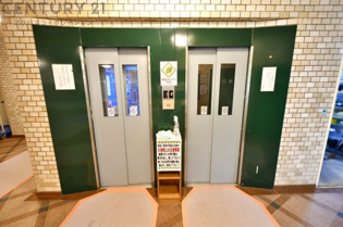 エレベーター２基