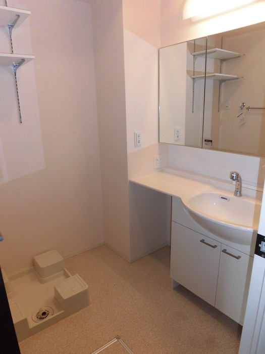 セレーネ|105 洗髪洗面化粧台・洗濯機置き場