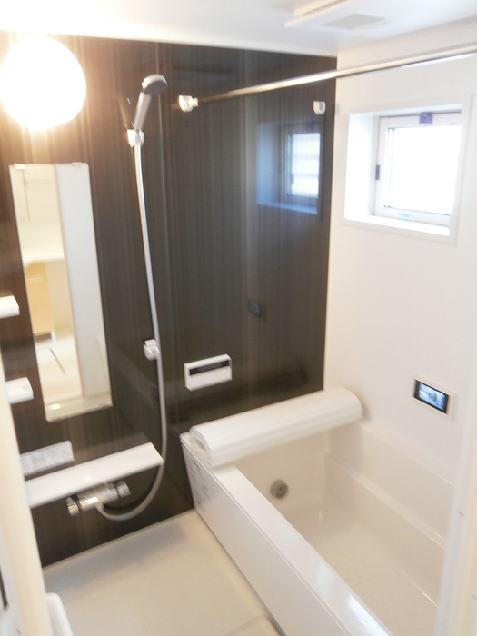 ボナールTOMO A棟|102 浴室ＴＶ 暖房・換気乾燥機付バスルーム