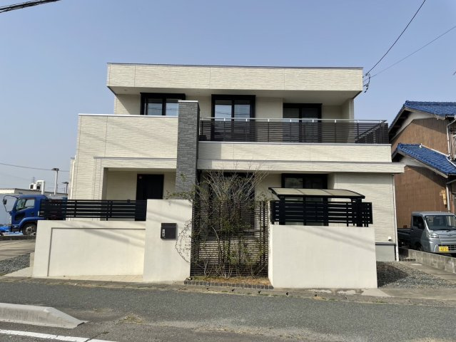 常滑市仲井　中古戸建の外観|敷地70坪以上！素敵な室内をご覧ください。