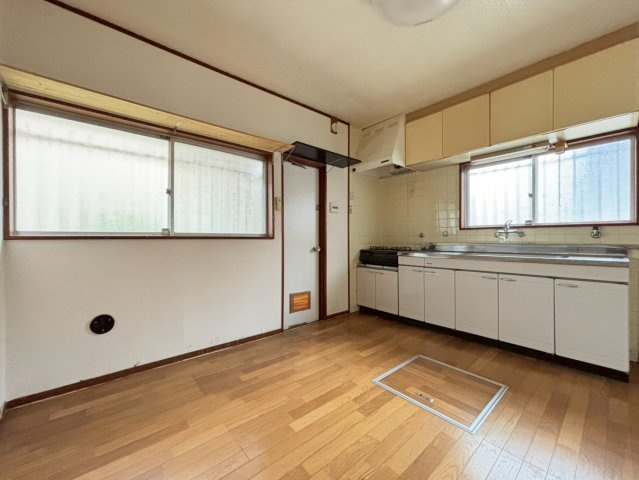 【居間・リビング】