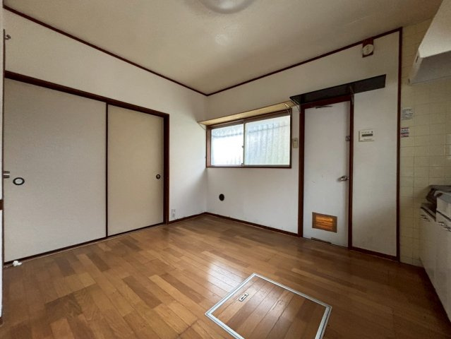 【居間・リビング】