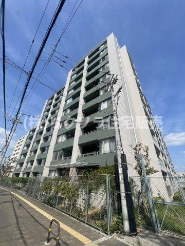 エルフラッツ萱島の外観|新しい生活にいかがでしょうか？外観はお住まいの顔になります。こだわりたいポイントですね。水回りリフォームやリノベーションも承ってます。
■現地見学・資金計画相談・住宅ローン相談もお問合せ受付中■