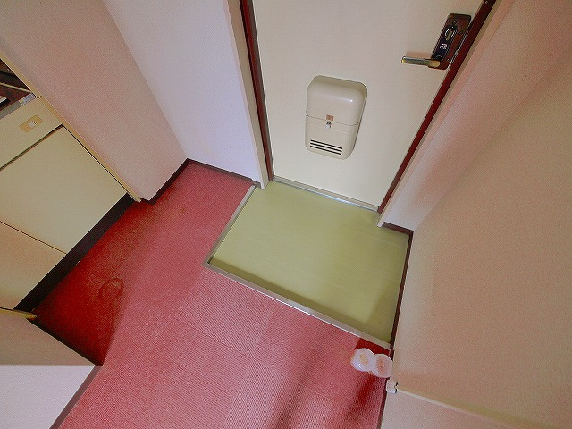 ハイネス桜井の玄関|ゆったりとした玄関です