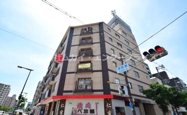 ウイングコート南栄の外観|外観は落ち着いています