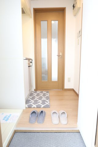 グレーシア所沢の玄関