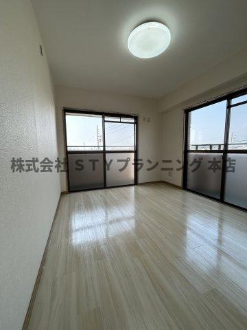 仲介手数料０円！ホーム岩崎台の洋室