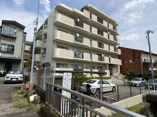 コスモ衣笠の外観