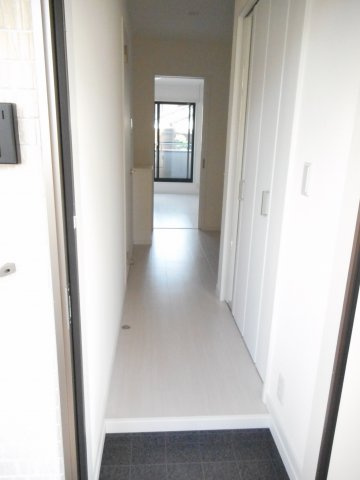 アルメゾンコスメアの玄関|シンプルで使いやすい玄関です