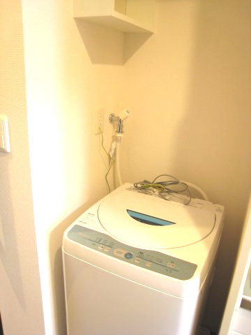 【設備】 | ＬＯＶＩＥ文京音羽 | 洗濯機も最初から設置されすぐ使えます。