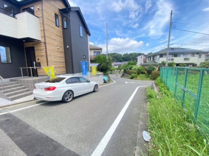 祝：成約済み　八王子市　小比企町　新築戸建て　３期の前面道路含む現地写真|～仲介手数料無料☆八王子ひなた不動産～　八王子市小比企町　新築戸建て