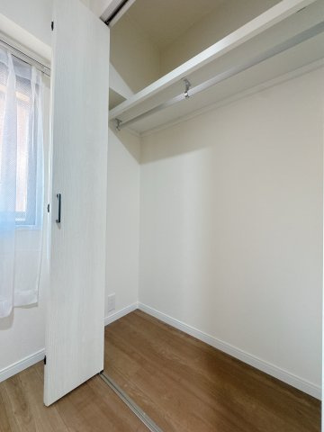 【収納】 | ライオンズマンション長丘ガーデン2番館 | 収納力としては物足りないかもしれませんが、そこは貴方のアイディア次第、工夫してみてください。