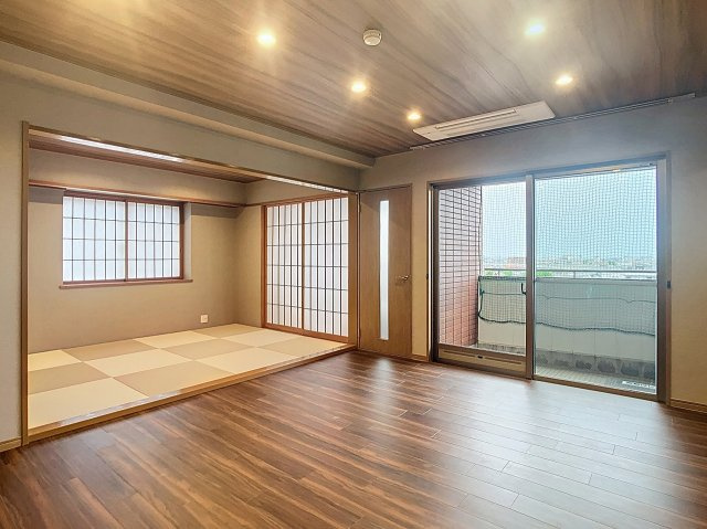 メリディアンコートの居間・リビング