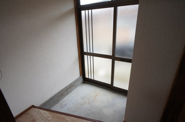 【玄関】 | 亀田所島2丁目貸家