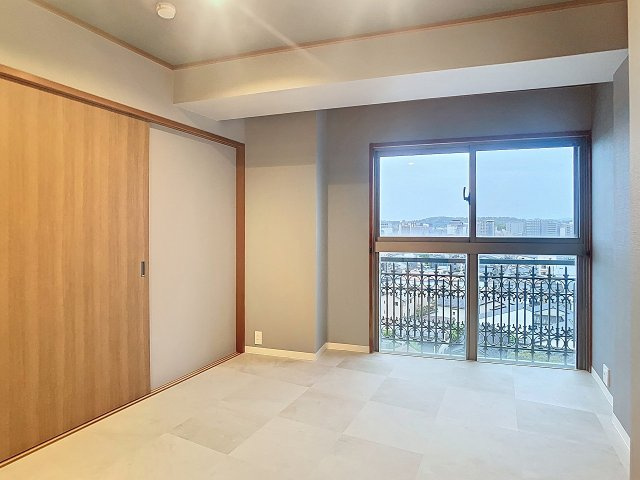 メリディアンコートの洋室