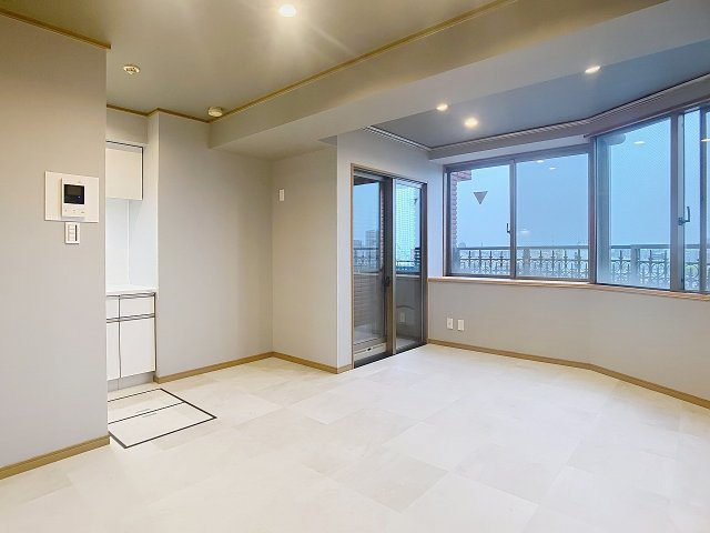 メリディアンコートの居間・リビング