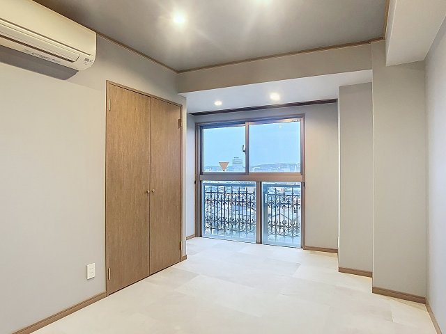 メリディアンコートの洋室