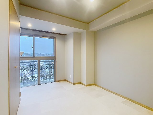 メリディアンコートの洋室