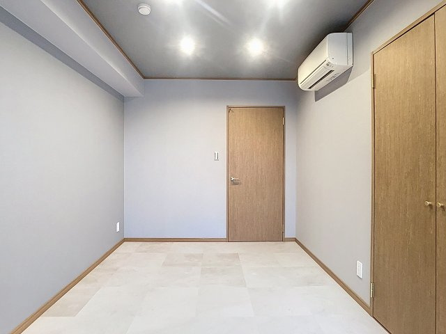 メリディアンコートの洋室