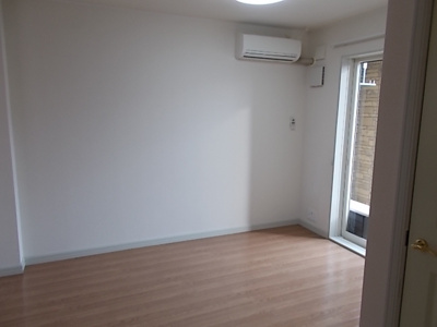 【居間・リビング】 | ルミエール（六ツ師） | ※写真は別号室