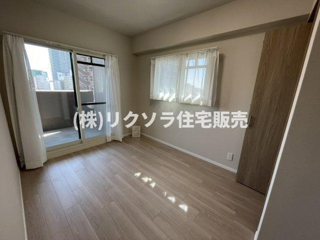 ダイアパレス香里園ブライトスクエアの内装|洋室5.4帖
■物件内覧・資金計画相談・住宅ローン相談、リフォーム相談、お問合せ受付中■
※当日・翌日のご内覧、ご相談はお電話でのお問合せがスムーズです！