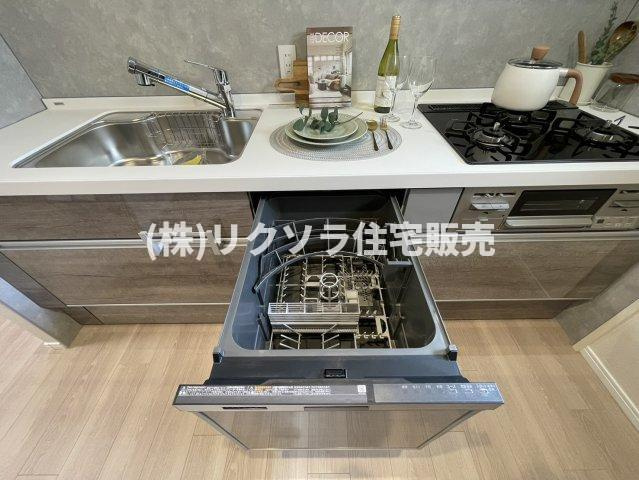 ダイアパレス香里園ブライトスクエアの設備|食器洗い乾燥機
■物件内覧・資金計画相談・住宅ローン相談、リフォーム相談、お問合せ受付中■
※当日・翌日のご内覧、ご相談はお電話でのお問合せがスムーズです！