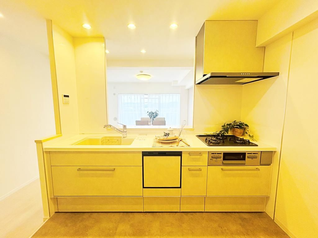 昭島市大神町３丁目の中古マンションのキッチン