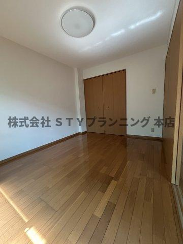 仲介手数料０円！ボヌール岩崎台A棟の洋室