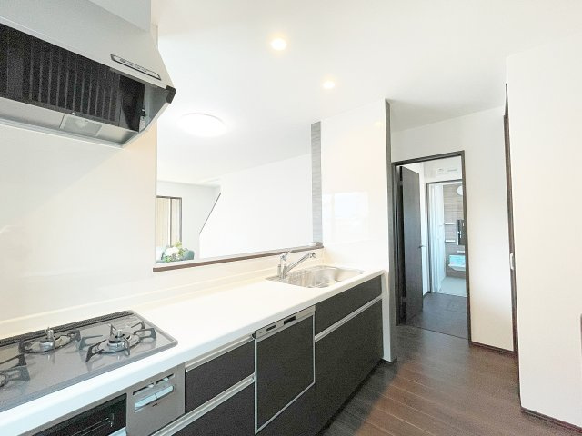 伊達市箱崎字布川　CLEIAS TOWN　のキッチン