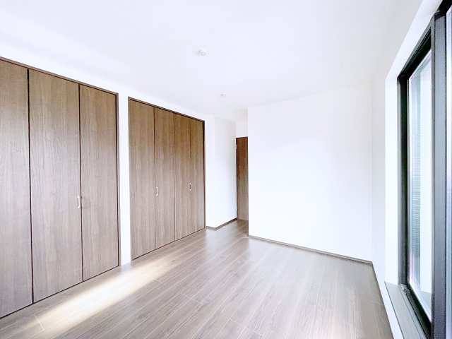 伊達市箱崎字布川　CLEIAS TOWN　の洋室