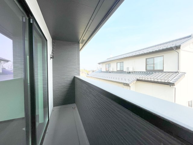 伊達市箱崎字布川　CLEIAS TOWN　のバルコニー