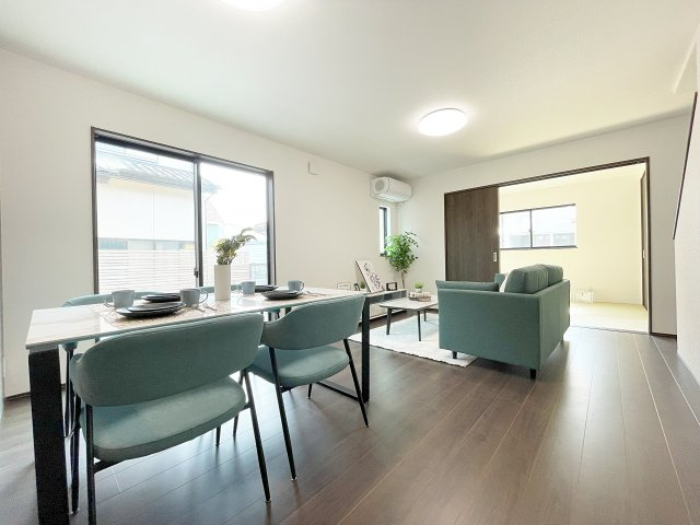 伊達市箱崎字布川　CLEIAS TOWN　の居間・リビング