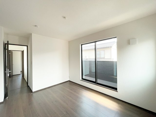 伊達市箱崎字布川　CLEIAS TOWN　の洋室