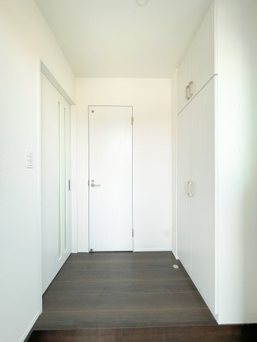 伊達市箱崎字布川　CLEIAS TOWN　の玄関