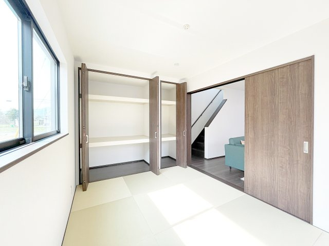 伊達市箱崎字布川　CLEIAS TOWN　の和室