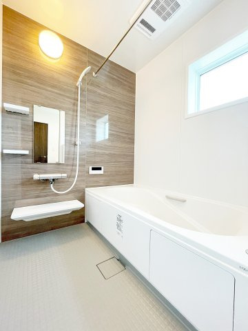 伊達市箱崎字布川　CLEIAS TOWN　の浴室