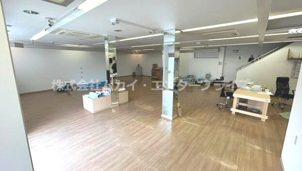 奈良県天理市　貸店舗の内装|内装もきれいです